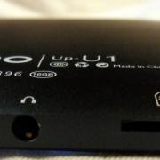 Верхний торец планшета PiPo UP-U1